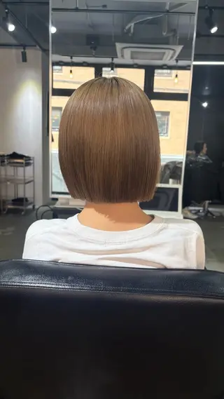 ショート カラー デザイン/ハイトーン 心斎橋/konomiのヘアスタイル