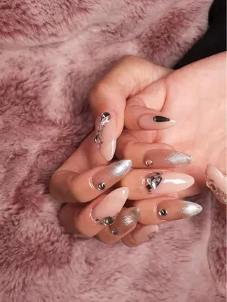 ネイル ＥＮＮＡＩＬ野中本店所属・EN_NAIL 野中本店AYAKAのネイルデザイン