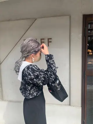 セミロング カラー ヘアアレンジ cirrus🕊 韓国ヘア♡山縣あかりのヘアスタイル