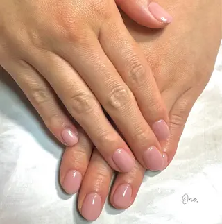 ネイル 田中 愛未のネイルデザイン