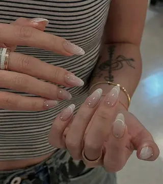 ネイル 相沢 さやかのネイルデザイン