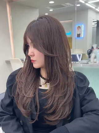 ロング カラー ケアブリーチ 韓国レイヤーKYONのヘアスタイル