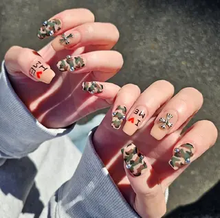 ネイル NAILS  BY AIKO所属・NAILS BY AIKOのネイルデザイン
