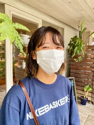 ミディアム パーマ BELLA阿部野 TOMOMIのヘアスタイル