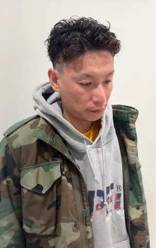 メンズ 艶髪カラー💙ྀི/ アイ兼任👀/ミナルのヘアスタイル