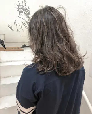 ミディアム カラー XYZ新宿所属・⭐️DAIKI⭐️ ハイトーン/髪質改善のヘアスタイル