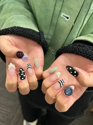 ネイル takara nail所属・takara射水高岡 マグネット韓国ポップのネイルデザイン