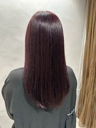 ロング Aura所属・丸山 心 / 艶カラーのヘアスタイル