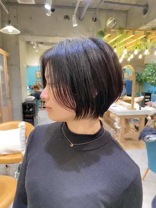 ショート レイヤーカット/艶カ ラー/chihiroのヘアスタイル