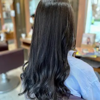 セミロング 加藤 実穂のヘアスタイル