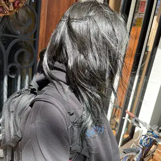 ミディアム yoshi （髙橋）のヘアスタイル