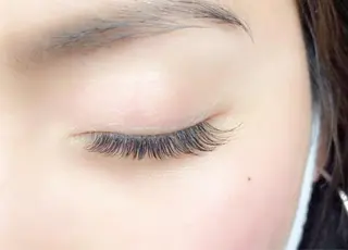 マツエク・マツパ Lily NAOMIのマツエク・マツパデザイン