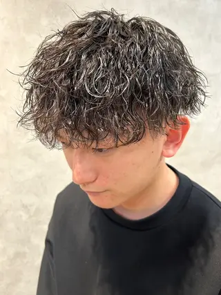 ミディアム パーマ メンズ 🔥メンズ特化🔥 塩拓巳のヘアスタイル