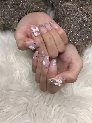 ネイル &ME シシのネイルデザイン