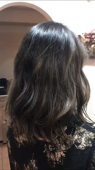 ミディアム カラー 💙あかみね 💙(mine)のヘアスタイル