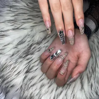 ネイル la vie  Luire所属・la vie Luire ｱｽｶのネイルデザイン