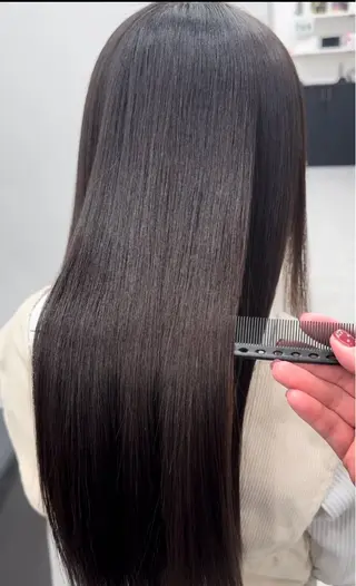 ロング BELLE by revo所属・𝘀𝗮𝗲/ 艶髪/ショートボブのヘアスタイル