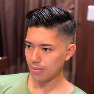 ショート 岡本 耕太郎のヘアスタイル