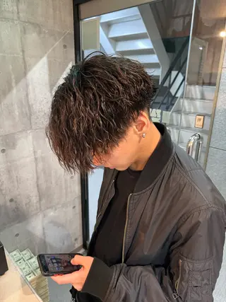 ショート パーマ メンズ 坂井 琉生のヘアスタイル