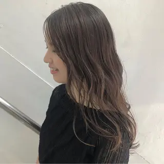 ミディアム カラー CLUTCH天王寺 西藤遥河のヘアスタイル