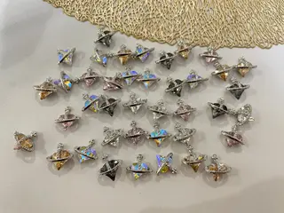 ネイル AngelChris ビューティーサロンのネイルデザイン