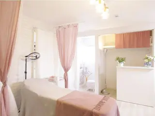 ネイル マツエク・マツパ アイブロウ ワックス脱毛専門店 ICE 池袋の眉毛・アイブロウイメージ