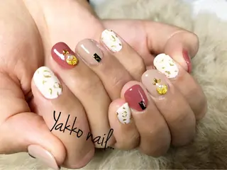 ネイル Yakko pas á pasのネイルデザイン