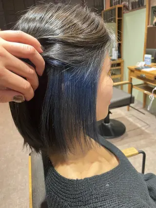 ショート カラー 石川 聖奈のヘアスタイル