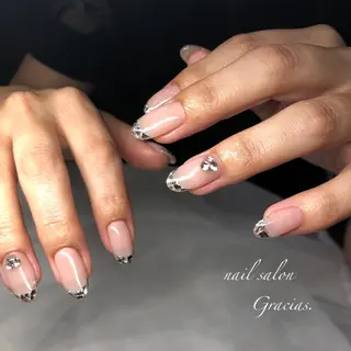 ネイル Gracias. rieのネイルデザイン
