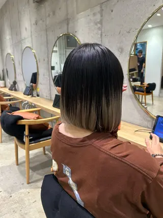 ショート 透明感カラー🫧植松 真菜のヘアスタイル