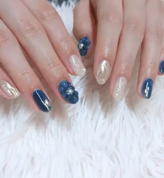 ネイル 會田 瑠衣のネイルデザイン