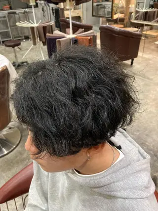 パーマ メンズ 新田龍之輔 →メンズ／派手髪のヘアスタイル