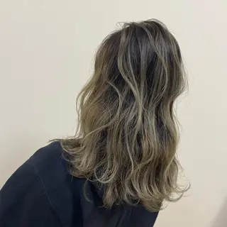 ミディアム カラー marshu  梅田店所属・髪質改善 透明感×韓国風のヘアスタイル