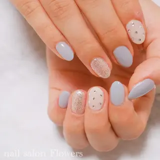 ネイル Flowers Tomomiのネイルデザイン