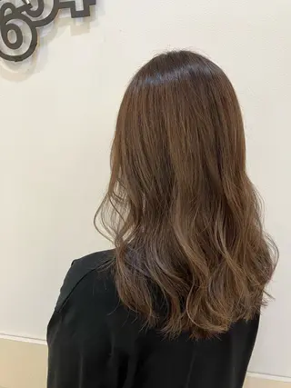 セミロング yukari 艶髪ヘアのヘアスタイル