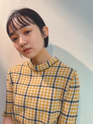 ショート カラー 顔周りレイヤー/韓国 ブリーチminamiのヘアスタイル