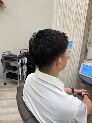 ショート メンズ 太田 愛友花のヘアスタイル