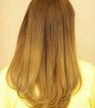 セミロング カラー EARTH 池田　雄太のヘアスタイル