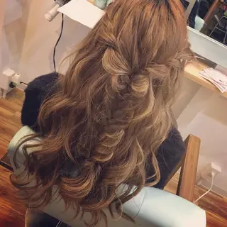 ヘアアレンジ LANI hair resortのヘアスタイル