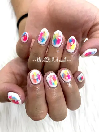 ネイル MADIA藤沢所属・MADIA MEGUのネイルデザイン