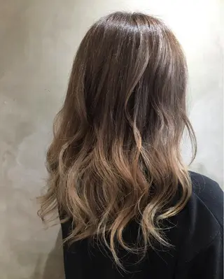 セミロング カラー hair care ACRO所属・hair care ACRO店長　谷のヘアスタイル