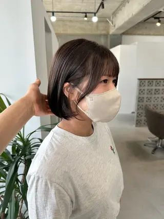 ミディアム カラー カイリ /レイヤーカットのヘアスタイル