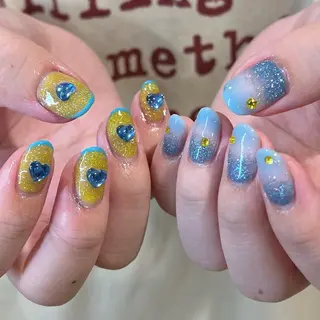 ネイル 内田 里穂のネイルデザイン