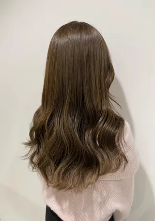 ロング カラー 青沼夏未/オリーブ/ 寒色カラーのヘアスタイル