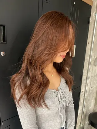 ロング 🫧ハイライトカラー 🫧 𝓜𝓘𝓤のヘアスタイル