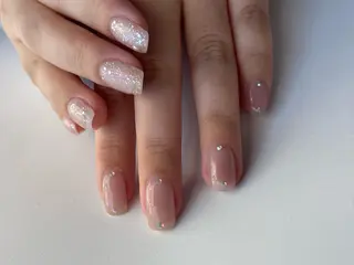 ネイル 友田 晴香のネイルデザイン