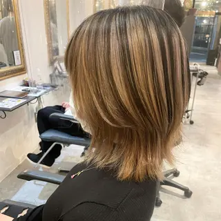 ミディアム カラー N°　jillva 腰山 菜々美のヘアスタイル