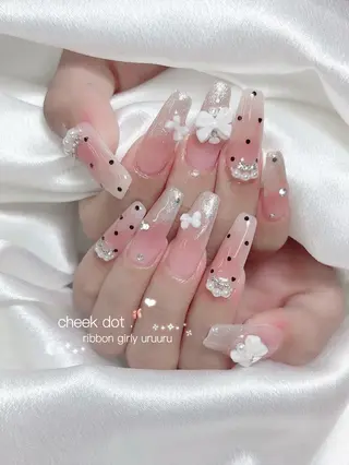 ネイル Arowa 伊田のネイルデザイン