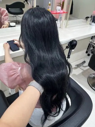 ロング カラー ヘアアレンジ 韓国レイヤー&ピンク 艶髪🩶maikoのヘアスタイル