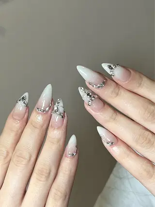 ネイル Dark Honey Kikiのネイルデザイン